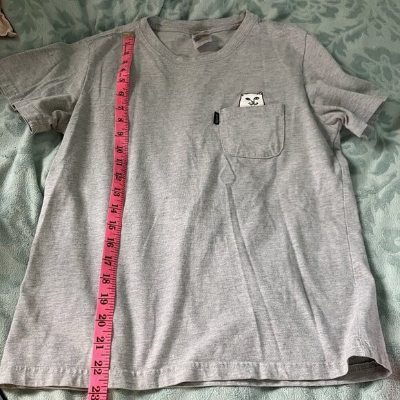 RIPNDIP Rip N Dip T-shirt Womens M Gray Prayer Hands Gray Pocket Tee Skate - Picture 7 of 7